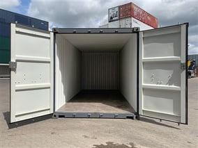 Premium TITAN Containers innen